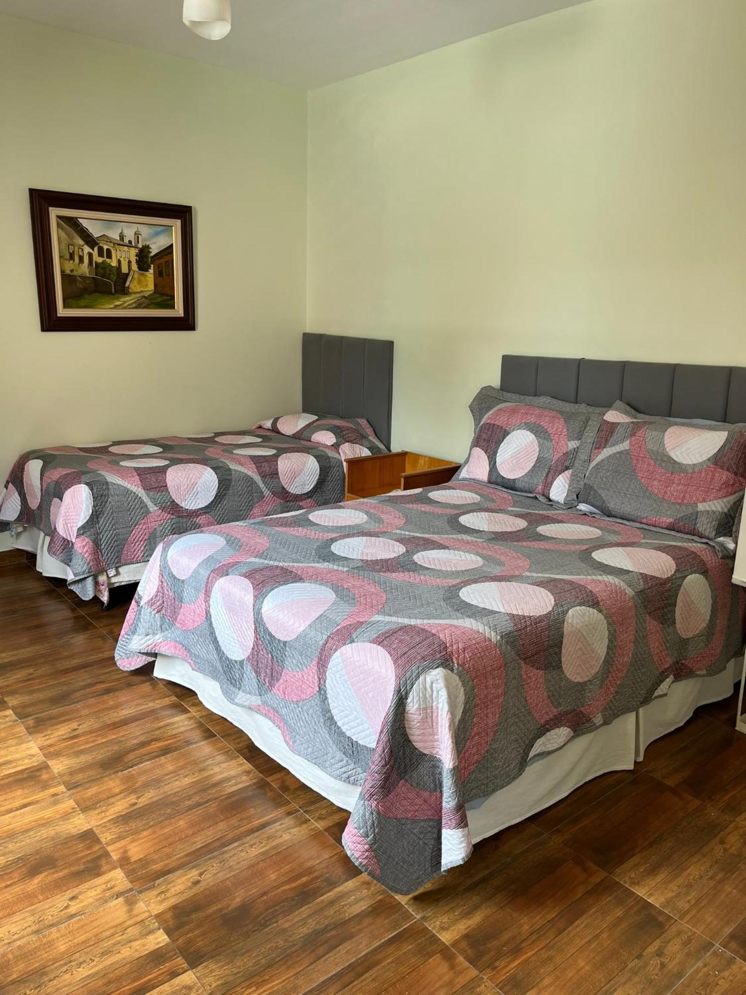 Pousada Familiar Vilage Bed & Breakfast Homestay 沃尔塔雷东达 外观 照片